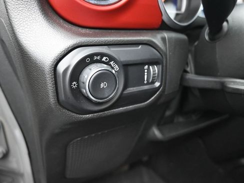 Used 2023 Jeep Wrangler Unlimited Rubicon w/ Cold Weather Group image 13