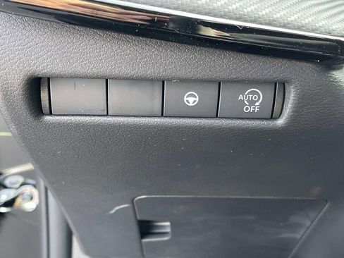 New 2026 Nissan Kicks SR w/ Cold Weather Package FWD image 29