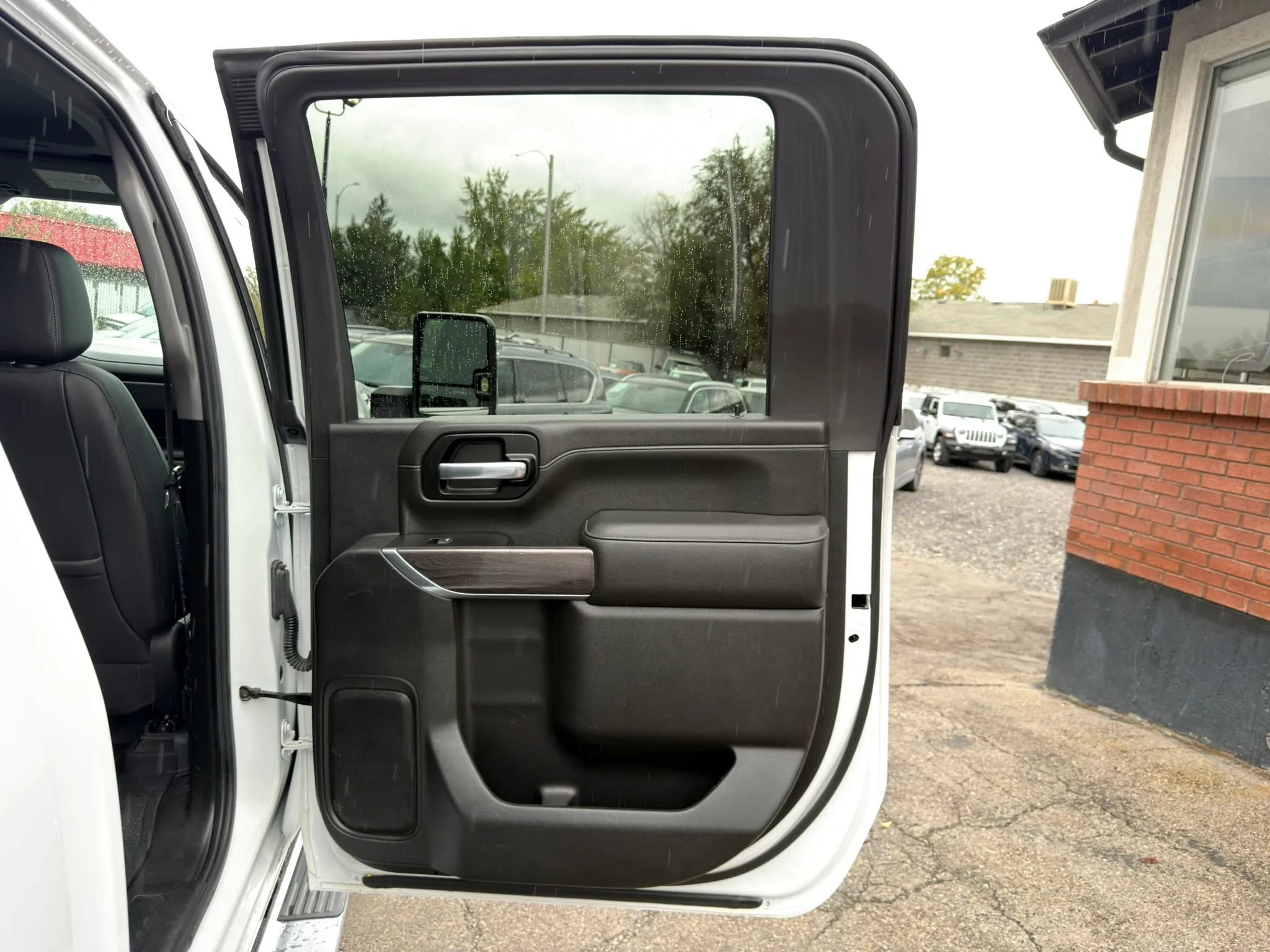 Used 2020 Chevrolet Silverado 3500 LTZ w/ LTZ Premium Package AWD/4WD image 17