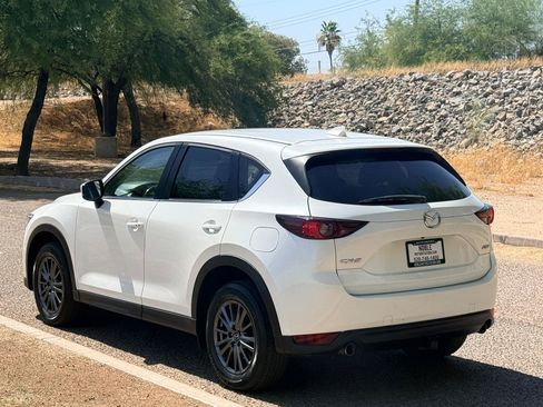 Used 2019 MAZDA CX-5 Touring FWD image 3