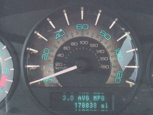 Used 2010 Mercury Milan image 34