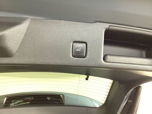 Used 2023 Ford Escape Active w/ Tech Pack #1 AWD/4WD image 32