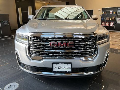 Used 2020 GMC Acadia Denali w/ Denali Ultimate Package AWD/4WD image 2