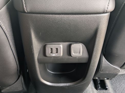Used 2022 Chevrolet Colorado ZR2 AWD/4WD image 35