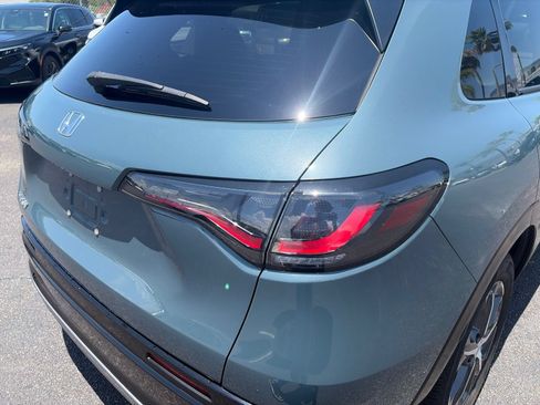 Certified 2023 Honda HR-V EX-L image 18