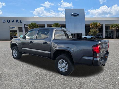 Used 2022 Toyota Tacoma SR AWD/4WD image 6