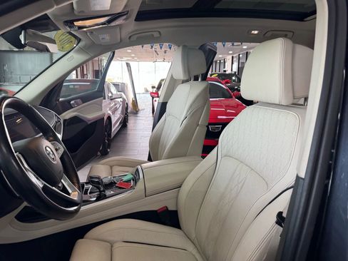 Used 2019 BMW X7 xDrive40i w/ Premium Package image 10