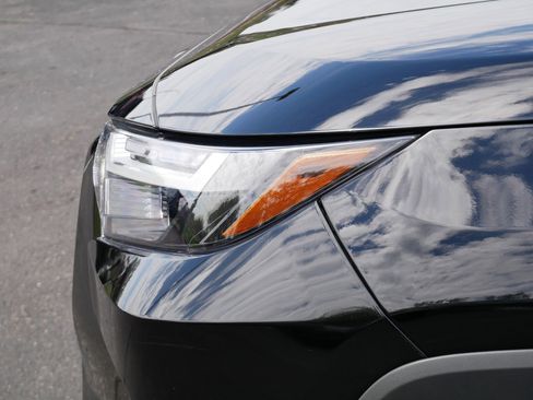 Certified 2025 Toyota RAV4 XLE AWD/4WD image 16