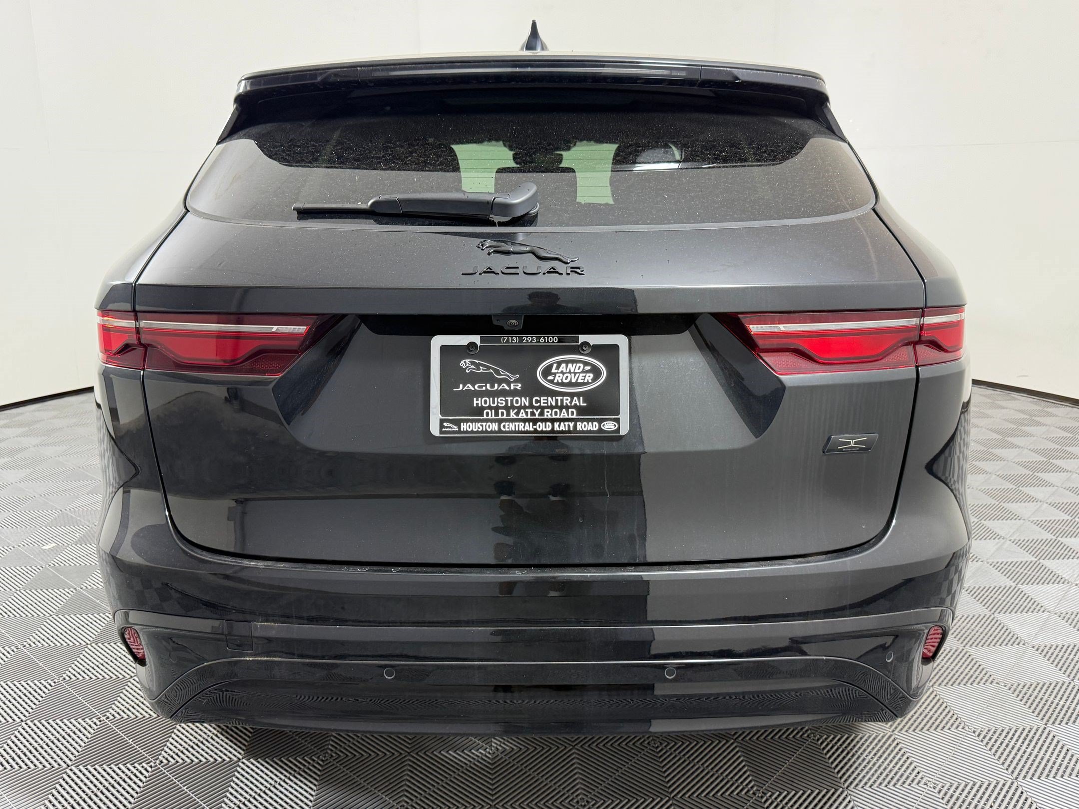 New 2026 Jaguar F-PACE R-Dynamic S AWD/4WD image 10