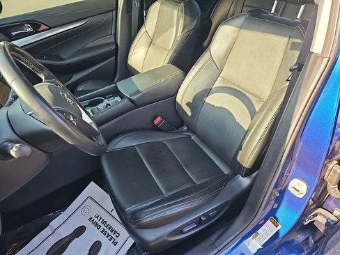 Used 2021 Nissan Maxima 3.5 SV w/ Floor Mat Group FWD image 19