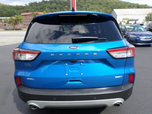 Used 2020 Ford Escape SEL image 5