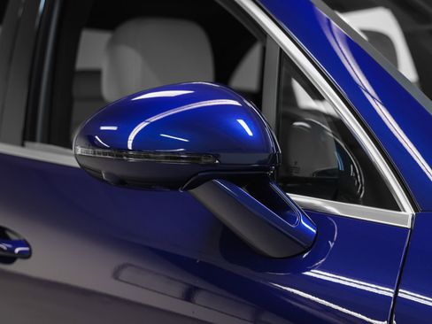 New 2026 Porsche Macan AWD/4WD image 14