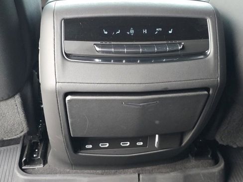 Used 2023 Cadillac Escalade Sport w/ LPO, ONYX Package image 19