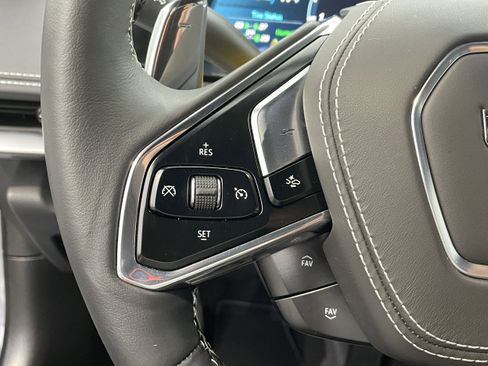 Certified 2025 Chevrolet Corvette Stingray Preferred Cpe w/ Z51 Performance Package image 25