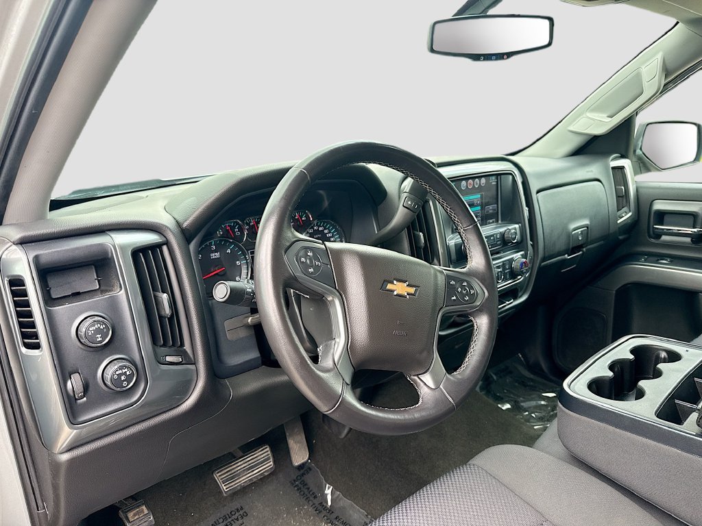 Used 2017 Chevrolet Silverado 1500 LT w/ All Star Edition AWD/4WD image 9