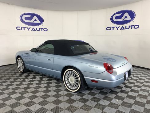 Used 2004 Ford Thunderbird image 5
