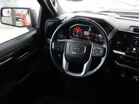Used 2022 GMC Sierra 1500 Elevation image 18