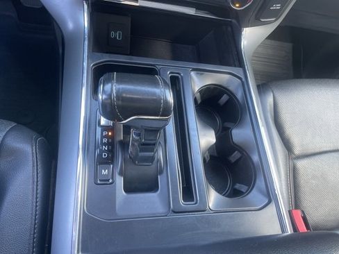 Used 2022 Ford F150 Lariat image 49