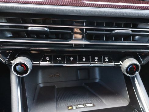 New 2026 Chevrolet Traverse RS image 12