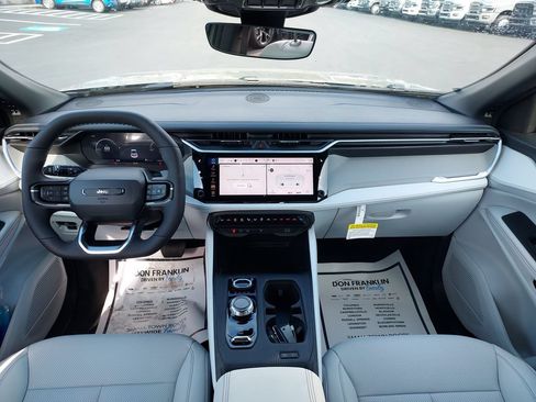 New 2026 Jeep Cherokee Limited AWD/4WD image 15