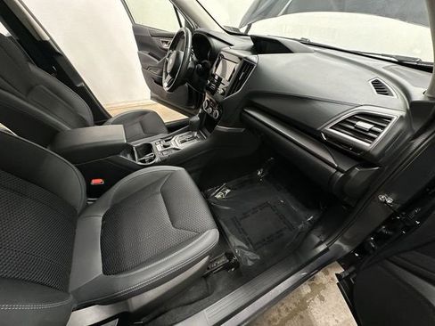 Certified 2023 Subaru Forester Premium image 21