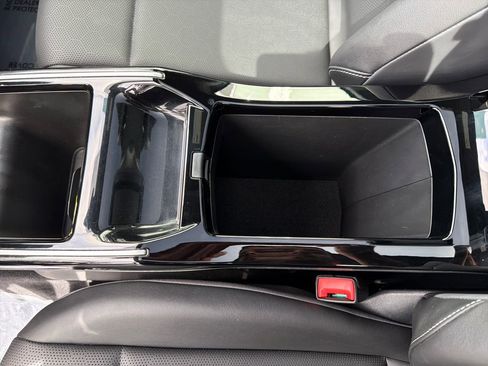 Used 2023 Volkswagen ID.4 Pro S image 25