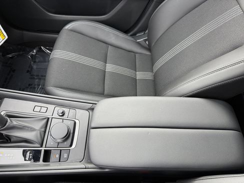 Certified 2025 MAZDA CX-50 2.5 Hybrid w/ Preferred Pkg image 14