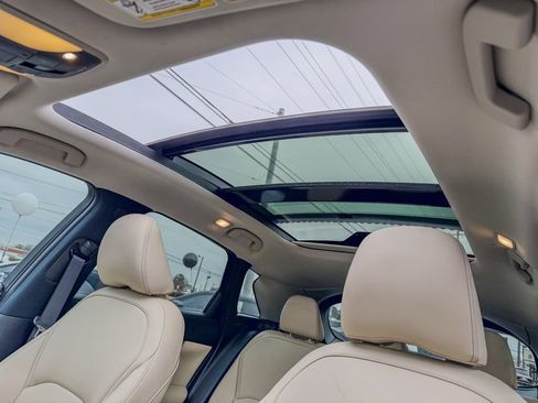 Used 2019 INFINITI QX50 Luxe image 24