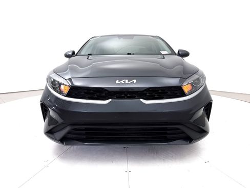 Used 2022 Kia Forte LXS FWD image 12