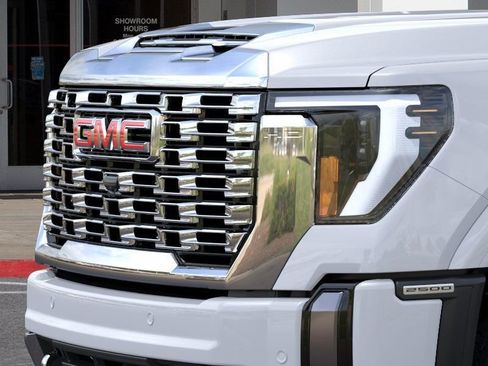 New 2026 GMC Sierra 2500 Denali w/ Technology Package image 14
