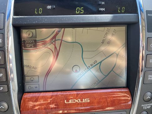 Used 2010 Lexus ES 350 FWD image 19