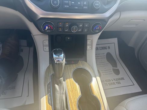 Used 2017 GMC Acadia Denali w/ Technology Package image 24