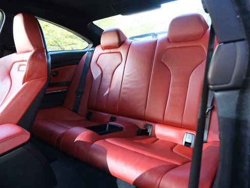 Used 2016 BMW M4 Coupe image 18