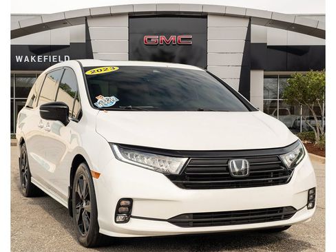 Used 2023 Honda Odyssey Sport image 1