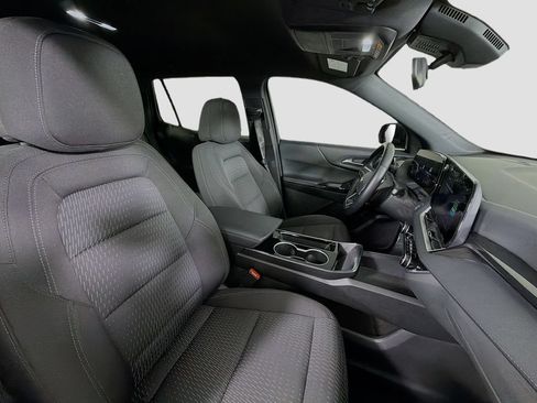 Used 2025 Chevrolet Equinox LT FWD image 32