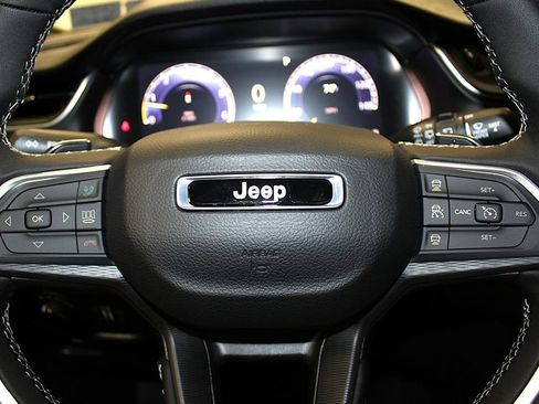 New 2026 Jeep Grand Cherokee Laredo X AWD/4WD image 11