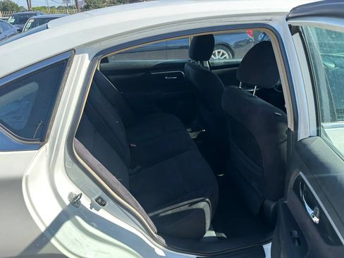 Used 2013 Nissan Altima 2.5 S FWD image 8