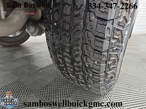 Used 2024 Chevrolet Colorado Z71 w/ Z71 Convenience Package 2 image 50