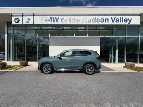 Used 2023 BMW X1 xDrive28i image 1