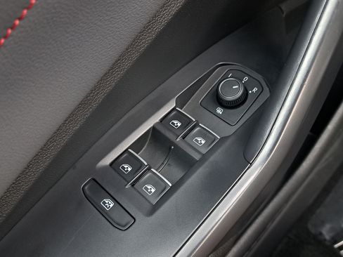Used 2025 Volkswagen Jetta GLI Autobahn FWD image 36