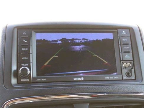 Used 2019 Dodge Grand Caravan SXT image 26