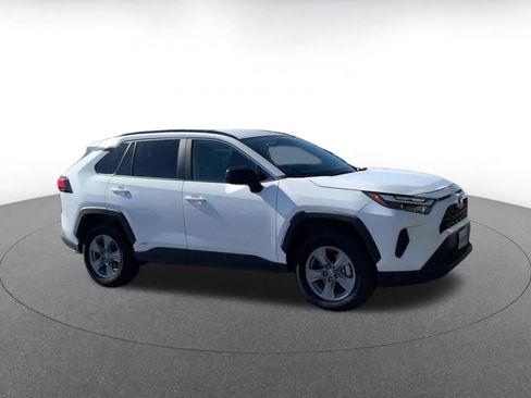 Used 2025 Toyota RAV4 LE image 2