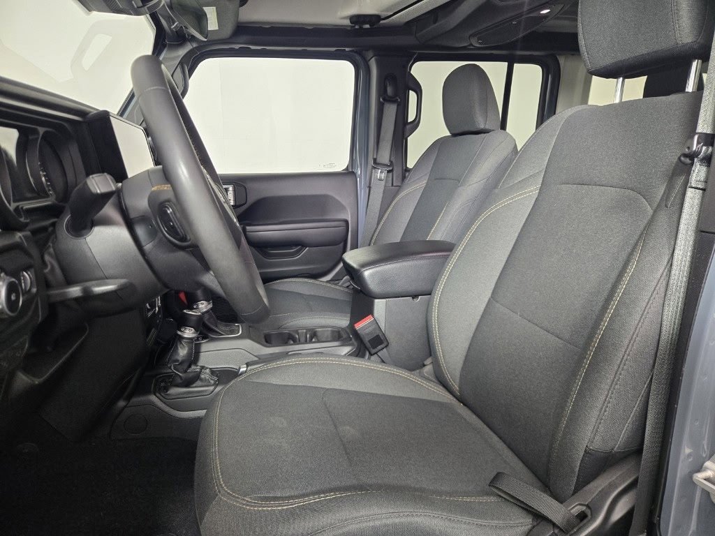 Used 2024 Jeep Wrangler Unlimited Sport AWD/4WD image 8