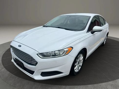 Used 2015 Ford Fusion S FWD image 1