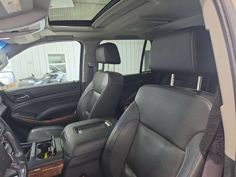 Used 2017 Chevrolet Tahoe Premier AWD/4WD image 16