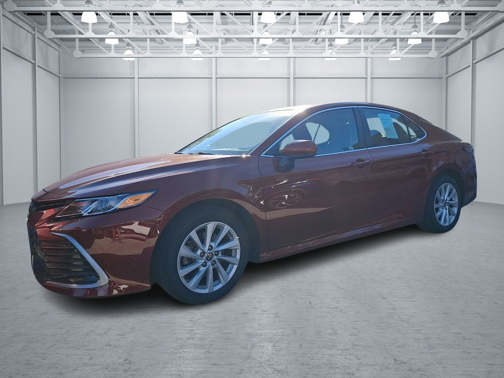 Used 2021 Toyota Camry LE AWD/4WD image 2