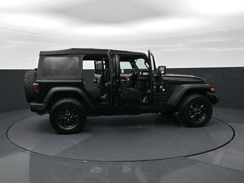 Used 2021 Jeep Wrangler Unlimited Sport AWD/4WD image 35