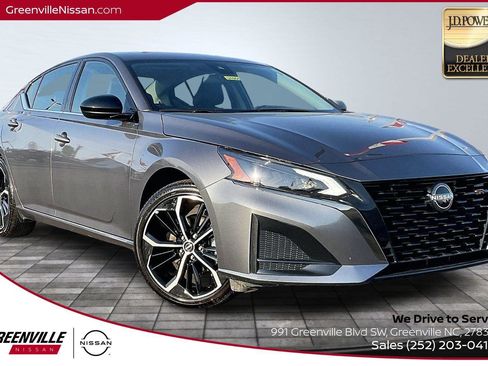 Certified 2025 Nissan Altima 2.5 SR image 1