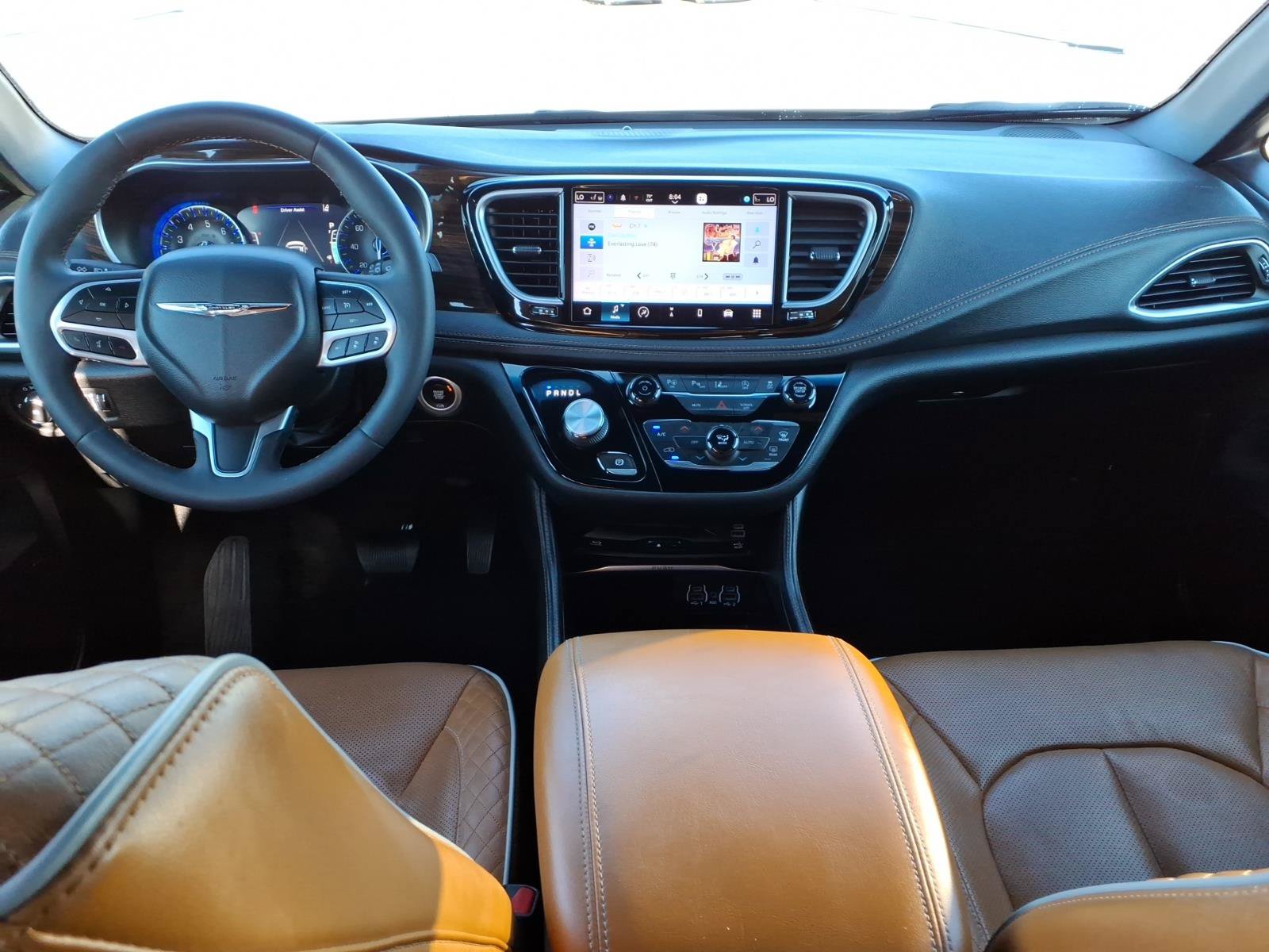 Used 2022 Chrysler Pacifica Pinnacle AWD/4WD image 11