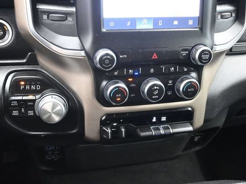 Used 2022 RAM 1500 Laramie AWD/4WD image 19